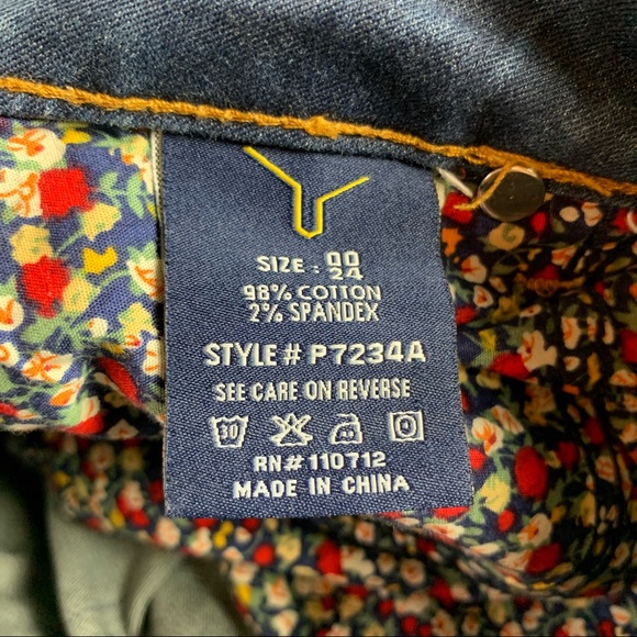 Vigoss Studio Dark Wash Bootcut Jeans Size 00 / 24 - Picture 6 of 7